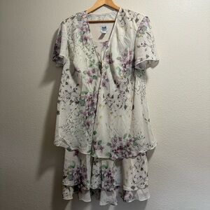 R&M Richards Cream and Purple Floral Midi Dress - 2pc Set - Size 24W